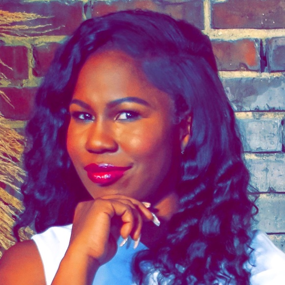 Meet your Posher, Treashonna - Picture 1 of 1